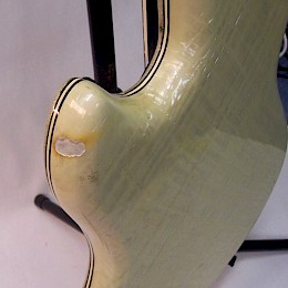 1960s Welson bass guitar, made in Italy 18